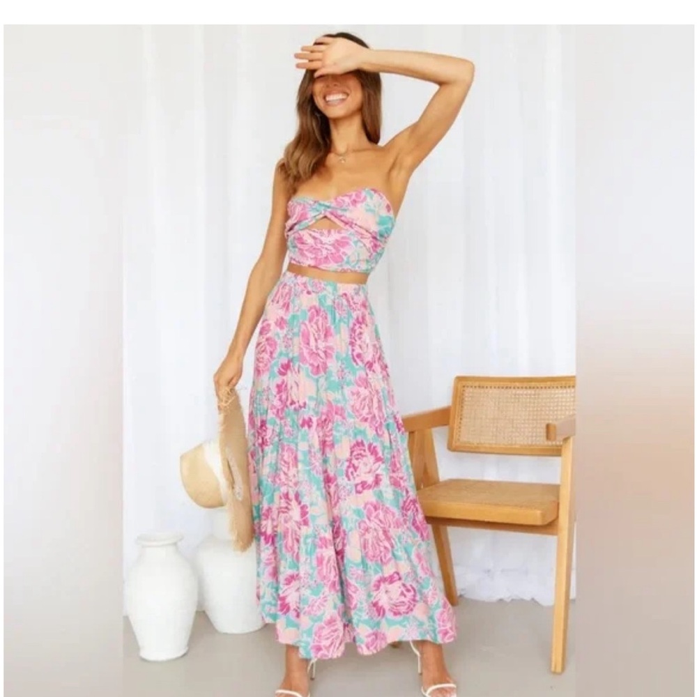Hello Molly So Particular Crop Teal and Pink Floral